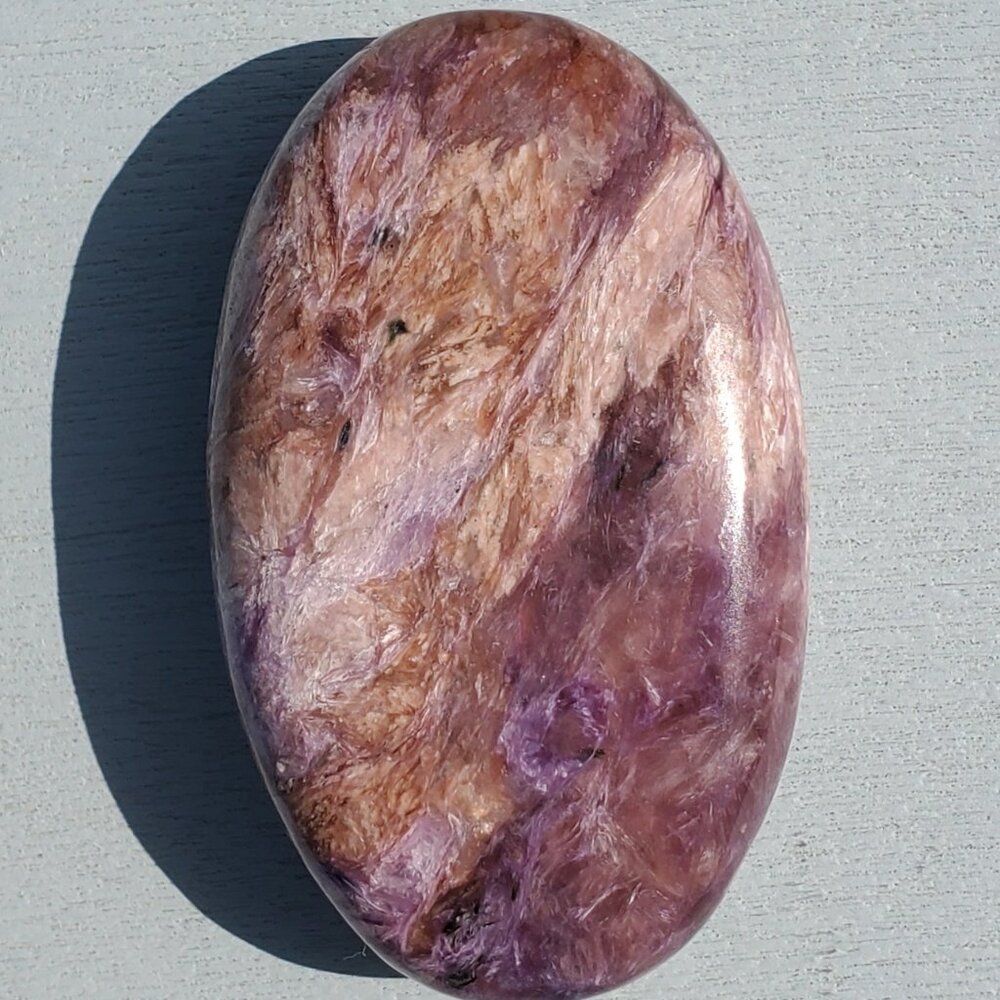 Charoite Oval Palmstone from Syberia (Y)